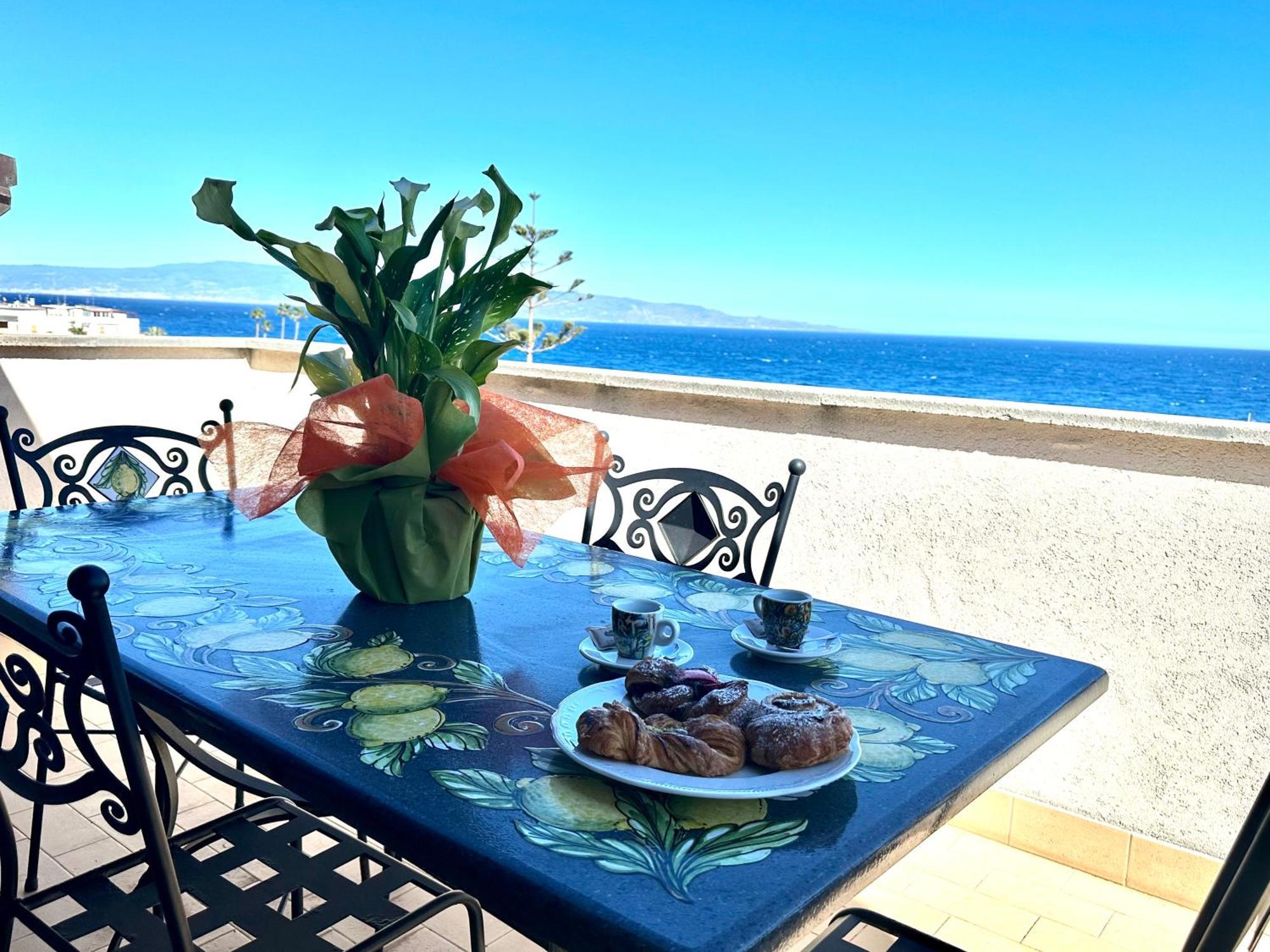 אפרטהוטל סנטה תרזה די ריבה Riviera Ionica מראה חיצוני תמונה