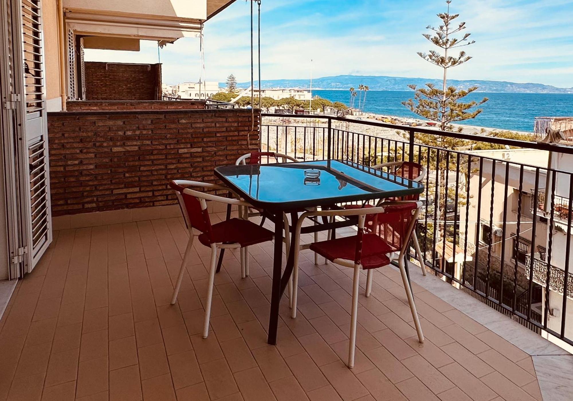 אפרטהוטל סנטה תרזה די ריבה Riviera Ionica מראה חיצוני תמונה