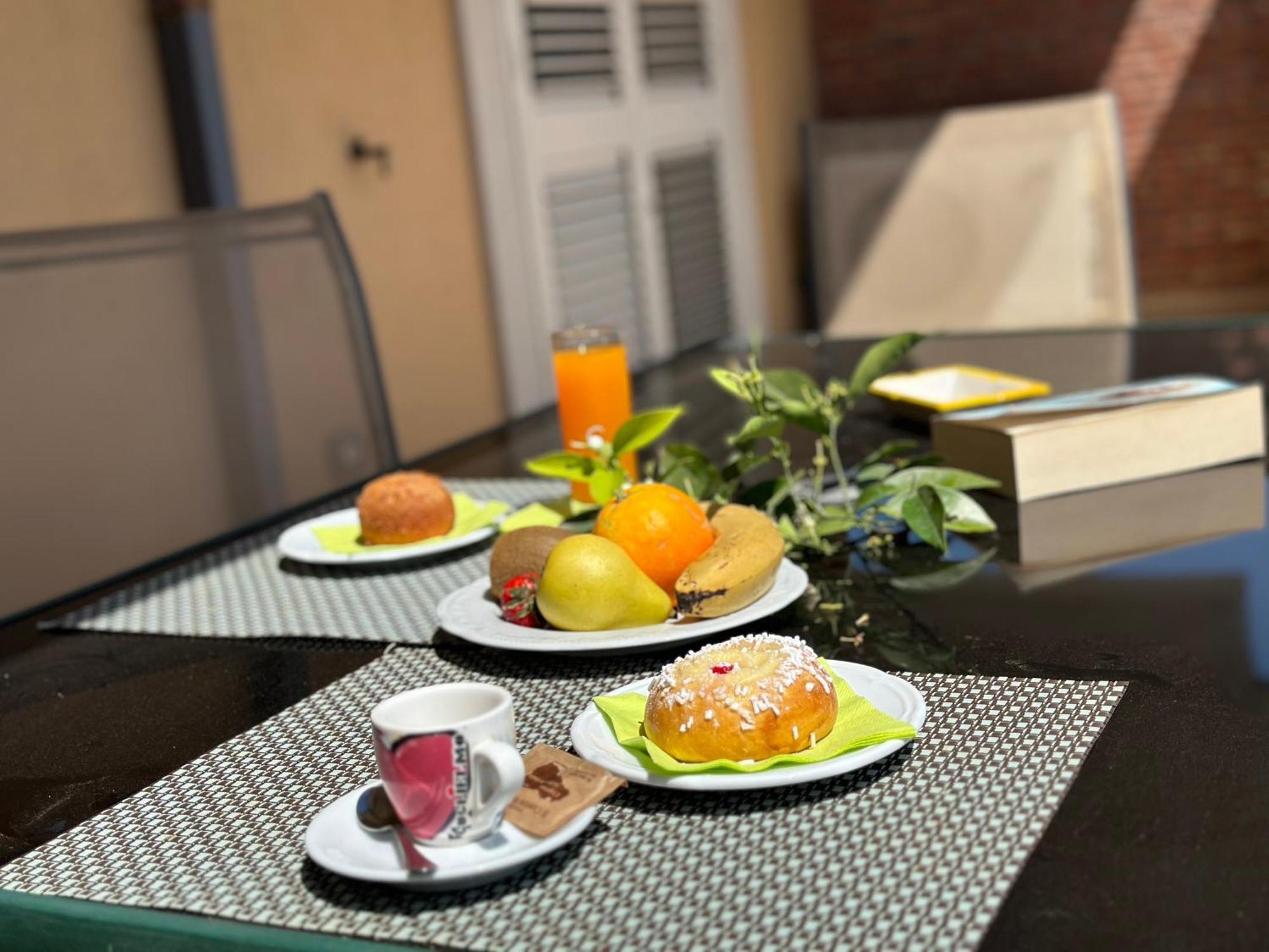 אפרטהוטל סנטה תרזה די ריבה Riviera Ionica מראה חיצוני תמונה